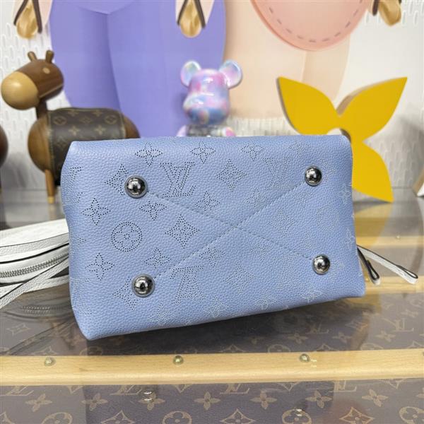 2026124164742418 210